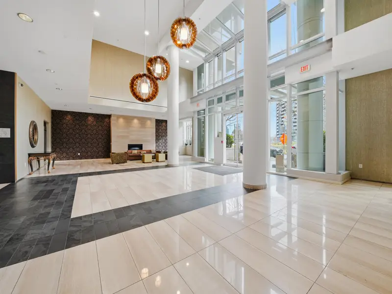 306 1633 ONTARIO STREET - photo 4 of 22