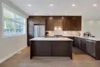 16439 24 AVENUE - thumbnail 2