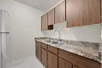 2 1860 E SOUTHMERE CRESCENT - thumbnail 13