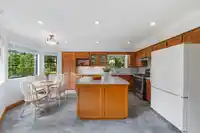 16168 11B AVENUE - thumbnail 11