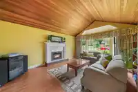 16168 11B AVENUE - thumbnail 5