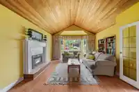 16168 11B AVENUE - thumbnail 6