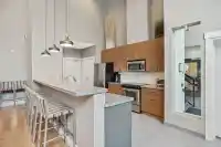 422 15988 26 AVENUE - thumbnail 1