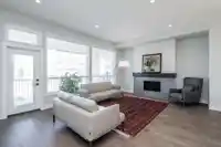 2050 165B STREET - thumbnail 4