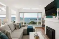 202 15165 MARINE DRIVE - thumbnail 2