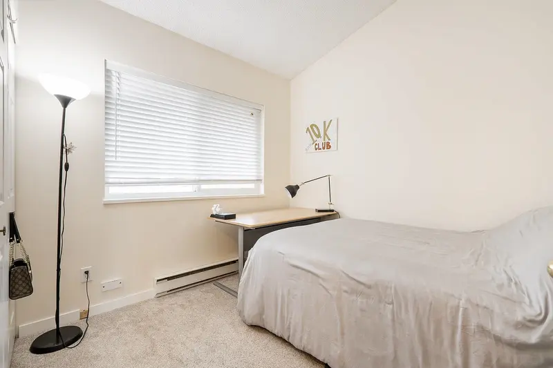 305 11726 225TH STREET - photo 4 of 24