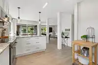 302 1290 MARTIN STREET - thumbnail 16