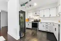 102 1424 MARTIN STREET - thumbnail 11