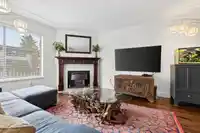 102 1424 MARTIN STREET - thumbnail 3