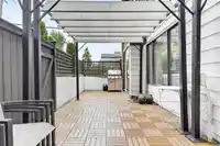 102 1424 MARTIN STREET - thumbnail 23