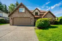 1637 138B STREET - thumbnail 2