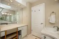 1637 138B STREET - thumbnail 27