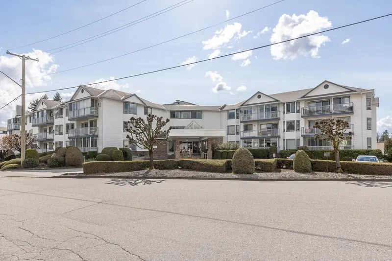 206 2425 CHURCH STREET - photo 3 of 25