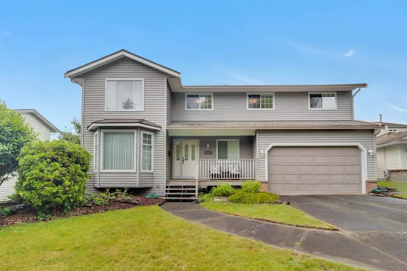 1127 161A STREET - photo 1 of 27