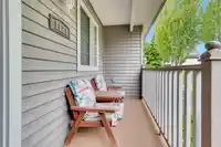 1127 161A STREET - thumbnail 4