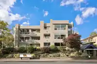 304 15717 MARINE DRIVE - thumbnail 1