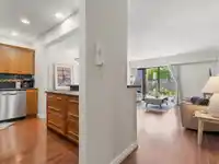 104 1319 MARTIN STREET - thumbnail 5