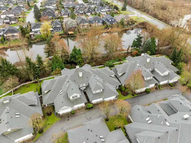 65 5900 FERRY ROAD - photo 2 of 25