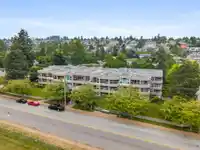309 15809 MARINE DRIVE - thumbnail 2