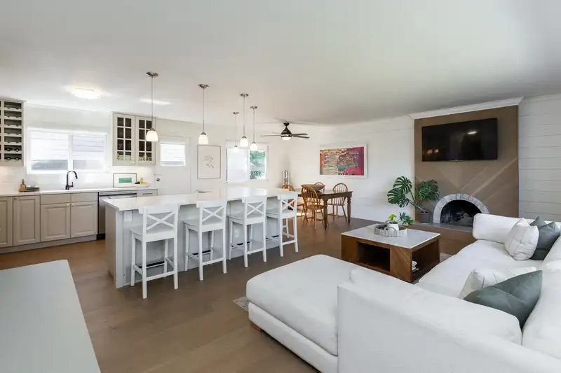1587 STAYTE ROAD - photo 1 of 19