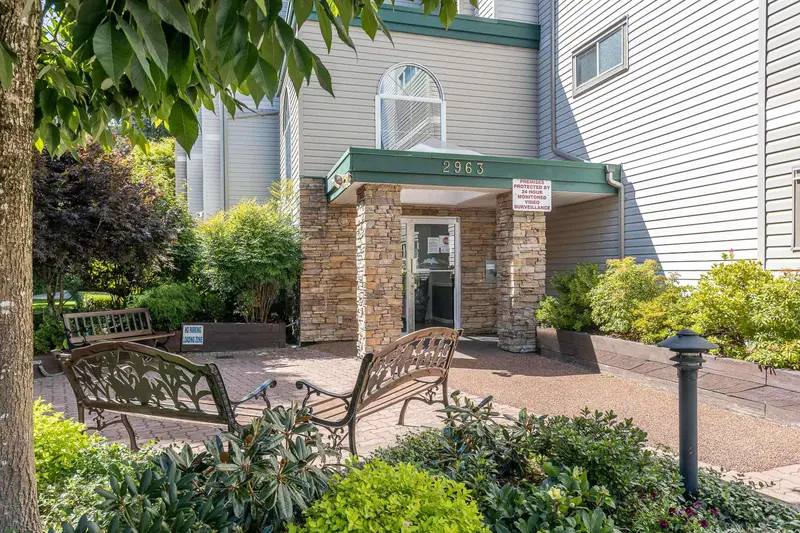 408 2963 NELSON PLACE - photo 3 of 25