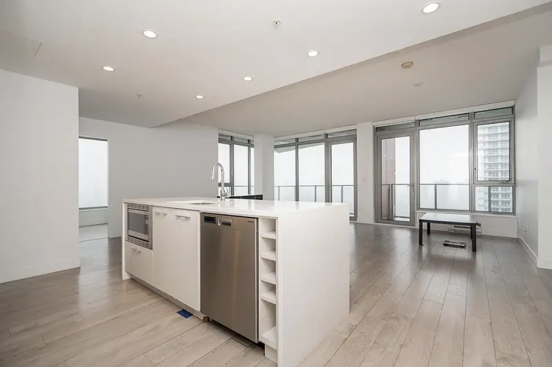 1801 518 WHITING WAY - photo 1 of 25