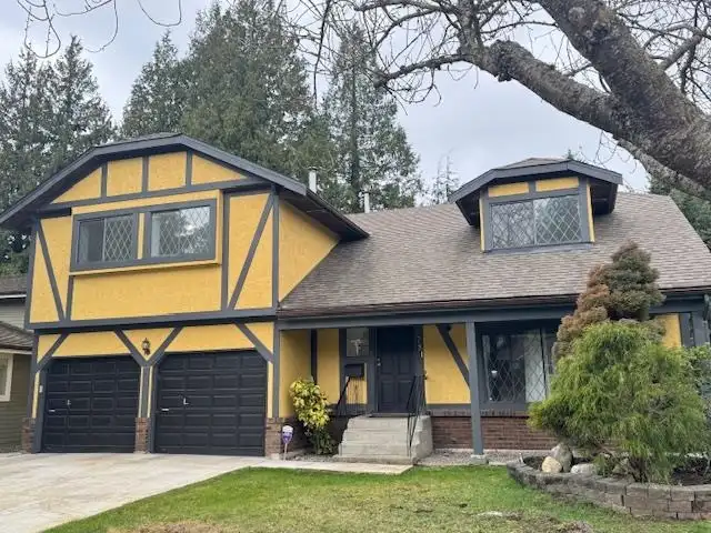 1781 SOUTHMERE CRESCENT - photo 2 of 12