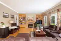 2065 132A STREET - thumbnail 10