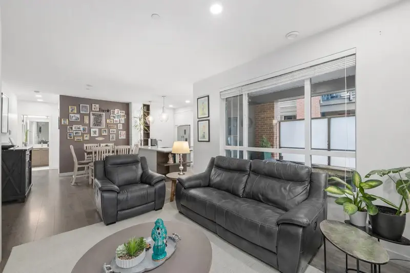 110 33540 MAYFAIR AVENUE - photo 3 of 25