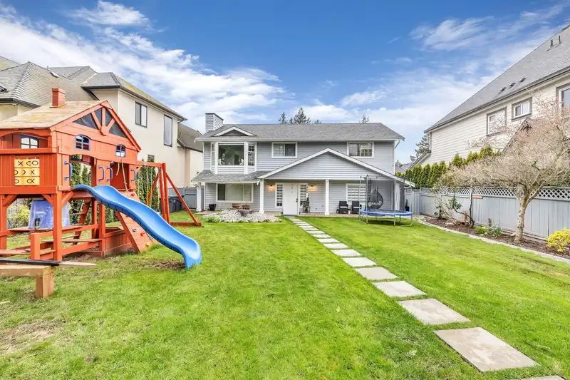 1965 128 STREET - photo 2 of 38