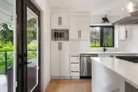 13482 16 AVENUE - thumbnail 6