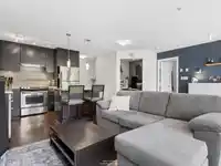 215 15735 CROYDON DRIVE - thumbnail 4