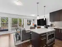 215 15735 CROYDON DRIVE - thumbnail 8