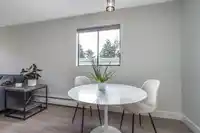 218 1442 BLACKWOOD STREET - thumbnail 13