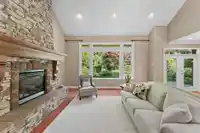 14185 33 AVENUE - thumbnail 12