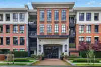 426 15168 33 AVENUE - thumbnail 1