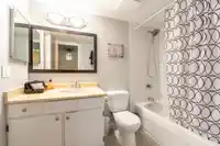 205 1720 SOUTHMERE CRESCENT - thumbnail 9