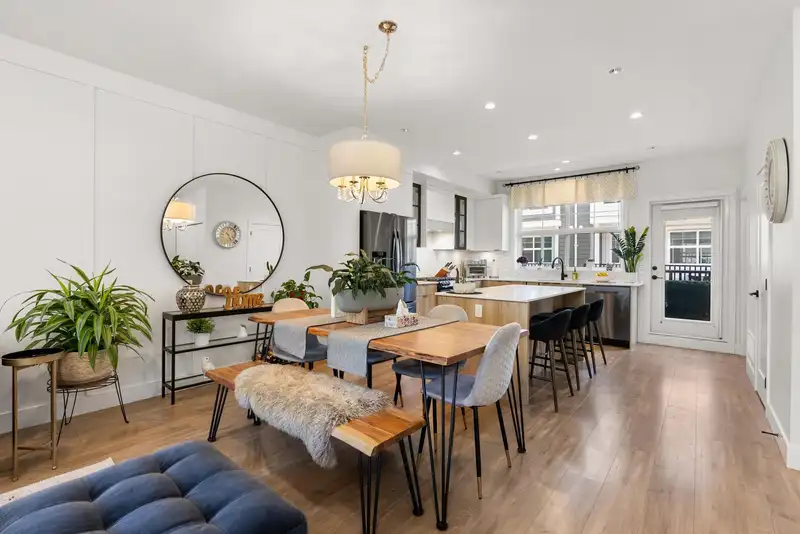 13 14541 WINTER CRESCENT - photo 4 of 39