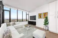 1501 1588 JOHNSTON ROAD - thumbnail 2
