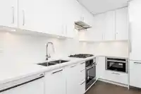 1501 1588 JOHNSTON ROAD - thumbnail 20