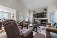 17328 0A AVENUE - thumbnail 5