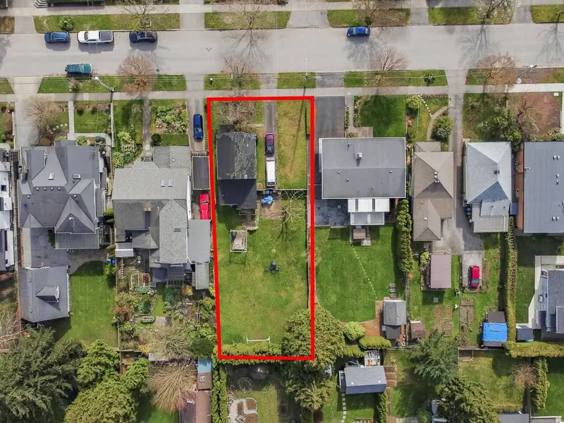 235 DURHAM STREET - photo 2 of 19