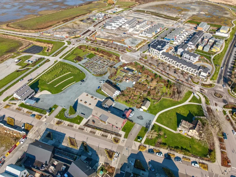 201 251 BOUNDARY BAY ROAD - photo 2 of 21