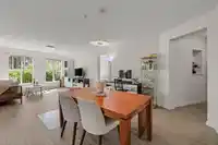 202 3323 151 STREET - thumbnail 9