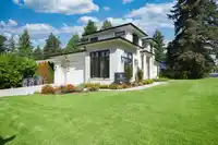 1535 128 STREET - thumbnail 3