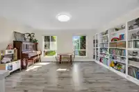 1117 161 STREET - thumbnail 12
