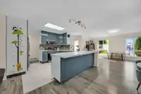 1117 161 STREET - thumbnail 9