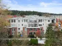 309 2950 KING GEORGE BOULEVARD - thumbnail 3