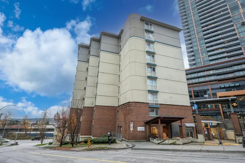 405 200 KEARY STREET - photo 3 of 25