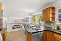 832 165 STREET - thumbnail 14